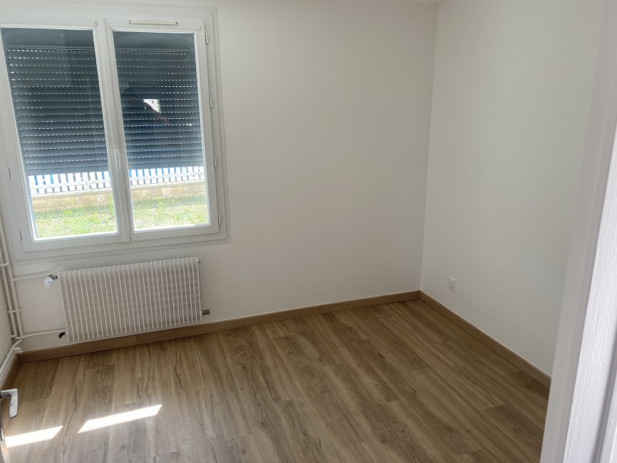 Chambre RDC.JPG